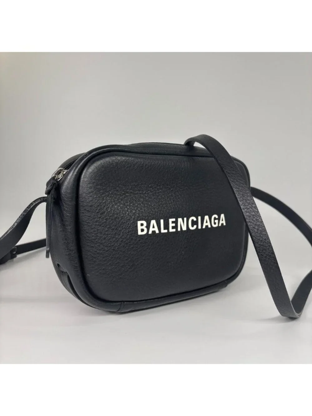 Balenciaga Everyday Camera Bag XS Black - Picture 3 of 11